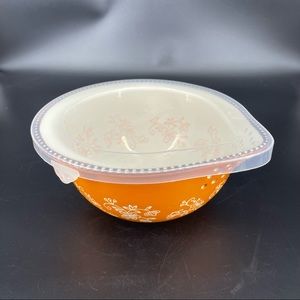 New ~ Temp-tations By Tara Floral Lace Orange Fruit Bowl w/ Lid